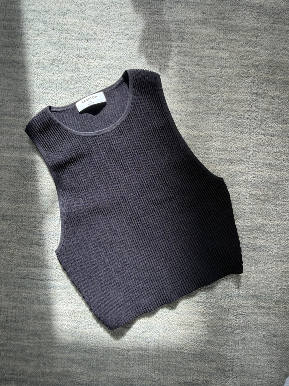 Babaton White Sculpt knit racer cropped tank Size XS